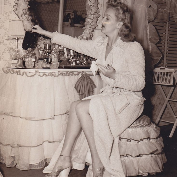 πΉBeauty Is Agelessπ· - Picture 7 of 7